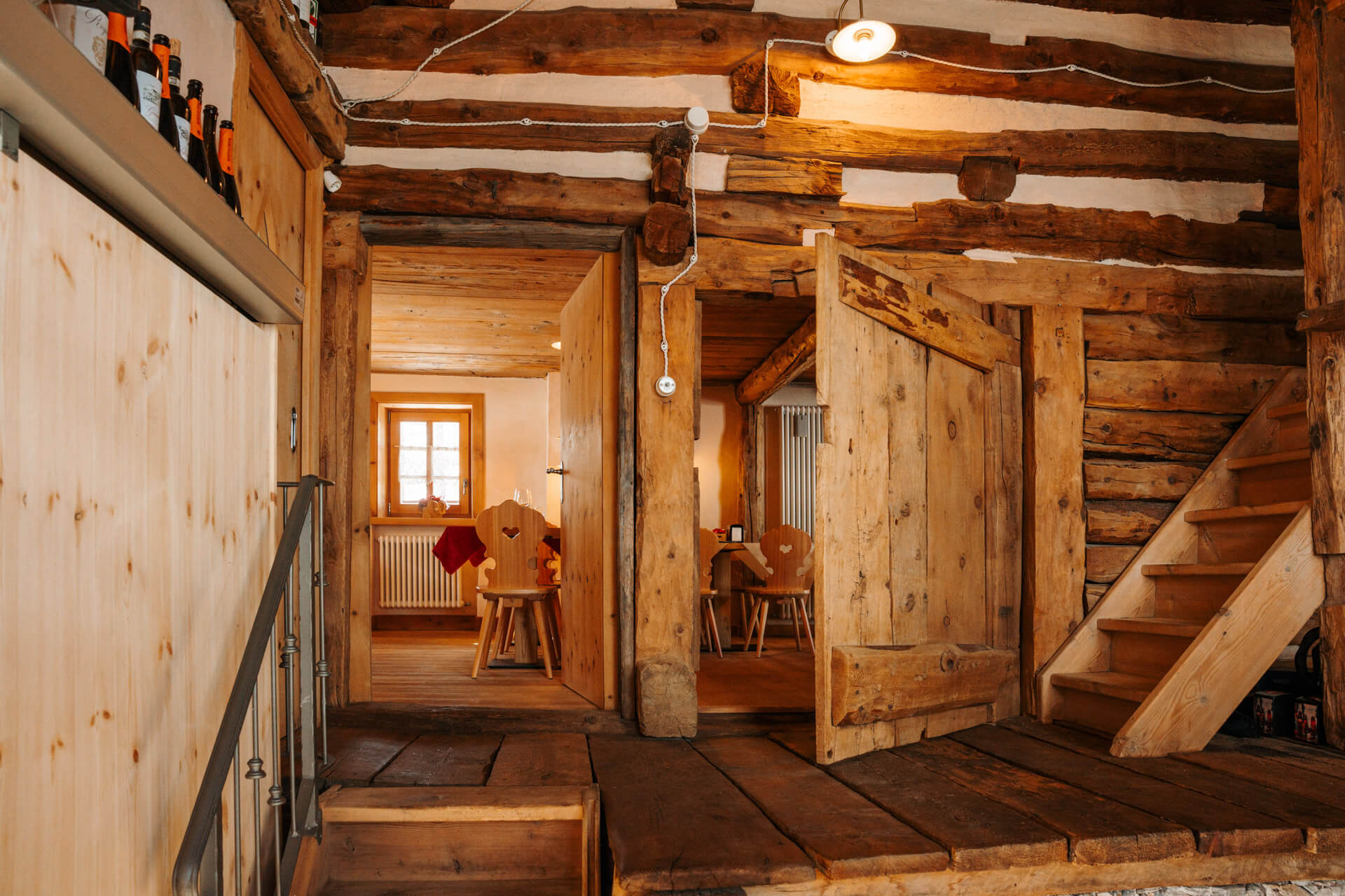 ristorante a livigno in tipica baita livignasca in legno - Baita PantaRei