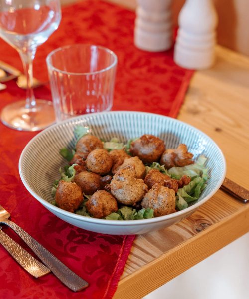 piatto di sciatt tipici valtellinesi a Livigno - Baita PantaRei